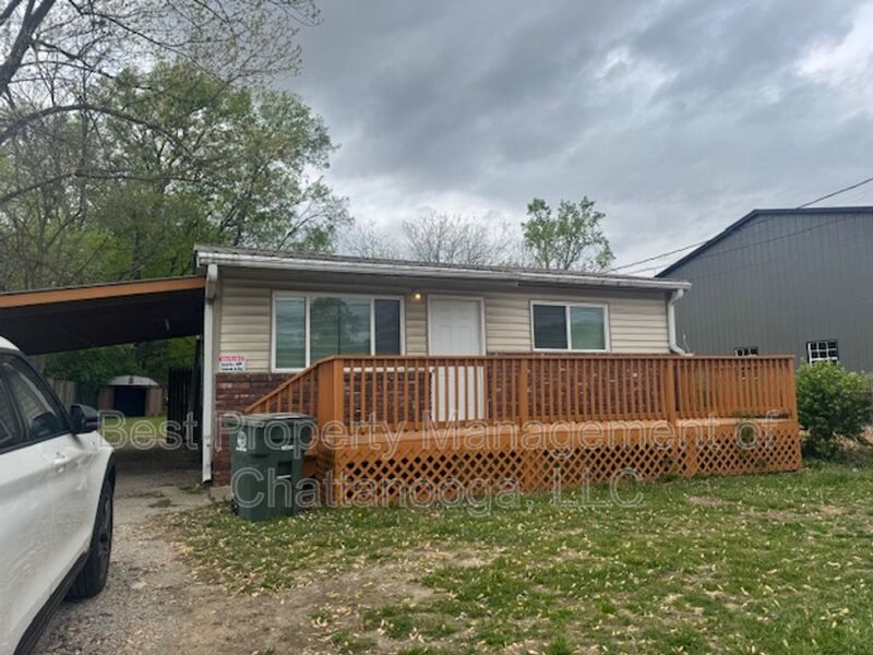 Chattanooga House: 3111 North Hawthorne Street