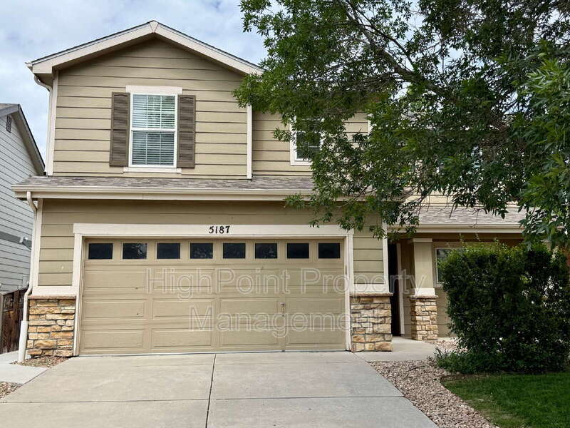 Brighton House: 5187 Pelican St