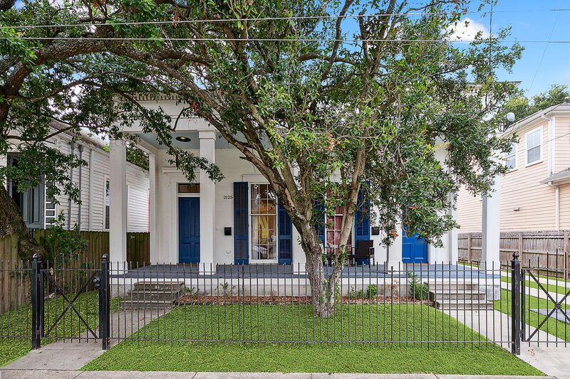 New Orleans House: 2125 S Liberty St.