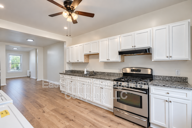 2 Bedroom Rental – 2620 E Preston St, Baltimore, MD