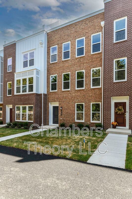 Ashburn House: 19681 Peach Flower Ter