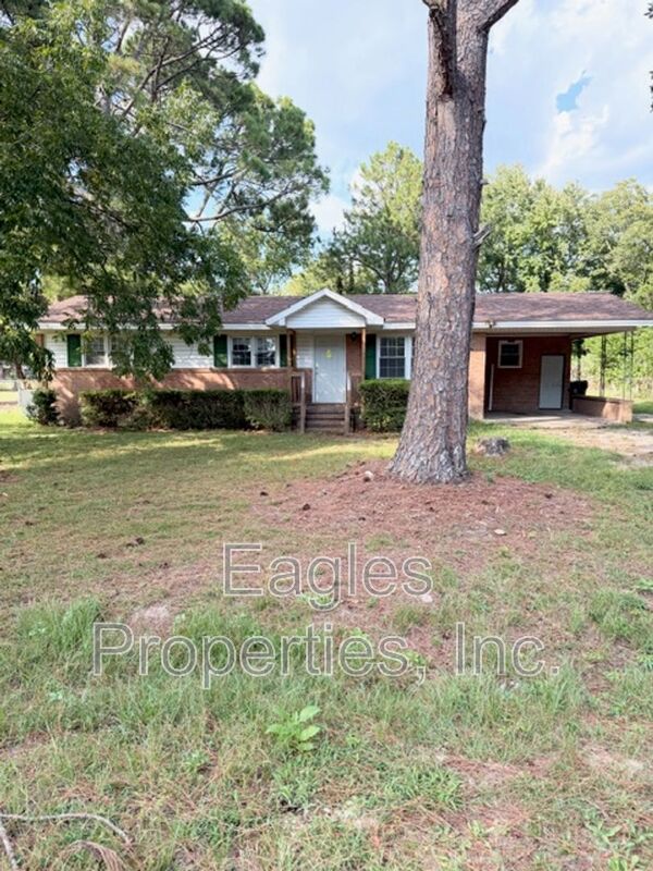 Goldsboro House: 103 Brock St