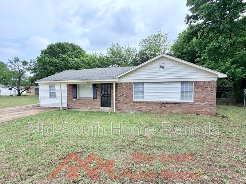 Memphis Townhome: 474 Brockwood Cove