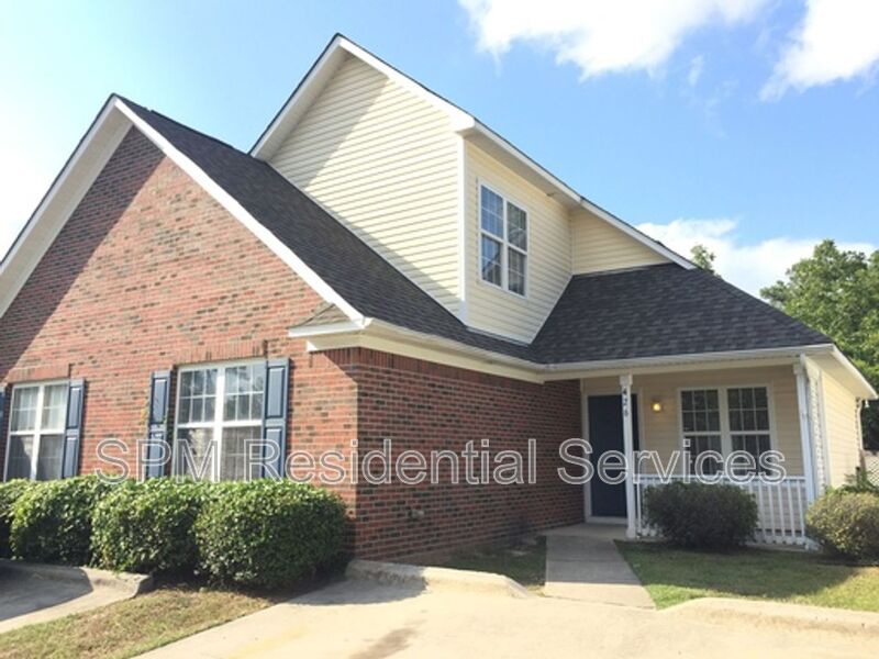 Wilmington House: 426 Saint Rosea Rd