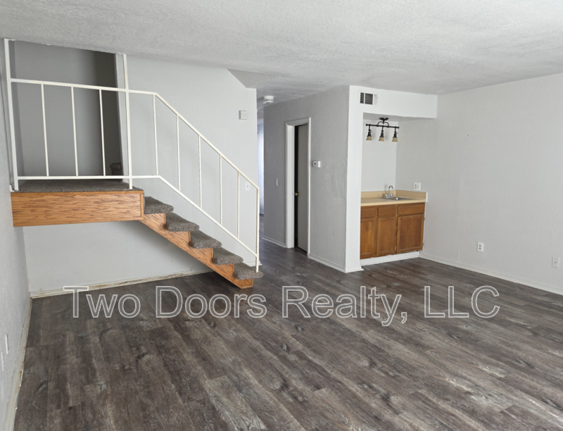 Norman House: 1301 Eastgate Dr