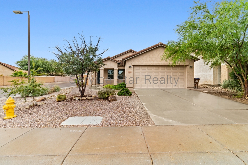 Queen Creek House: 3823 W White Canyon Rd