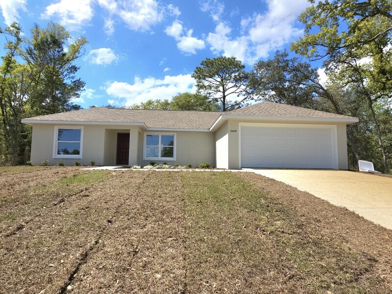 Ocala House: 15018 SW 48th Ave