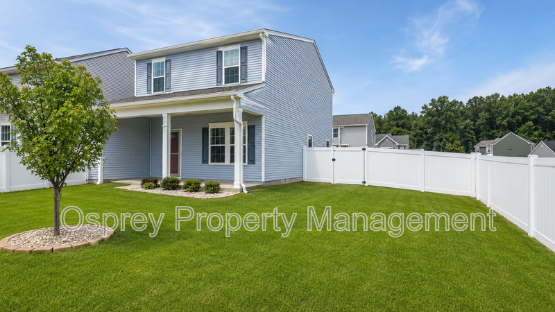 Beautiful 4BR Home with Open Floor Plan in Suffolk - Photo 8