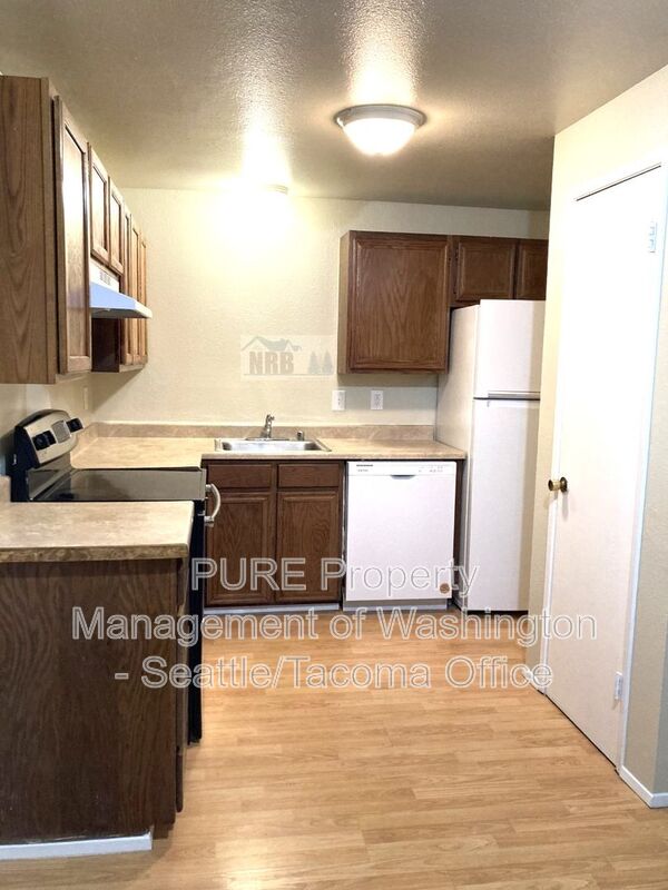 Auburn Condo: 1812 I St NE