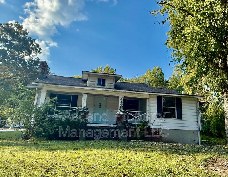 Ooltewah House: 4749 Rexway Circle