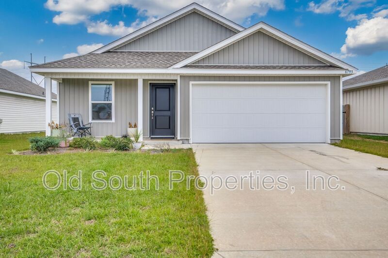 Pensacola House: 6793 Paso Fino Dr