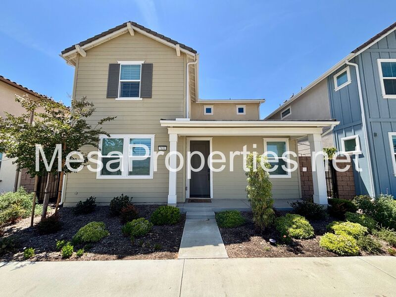Fontana House: 7031 Aloe Lane
