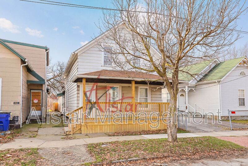Cleveland Condo: 3235 Erin Ave