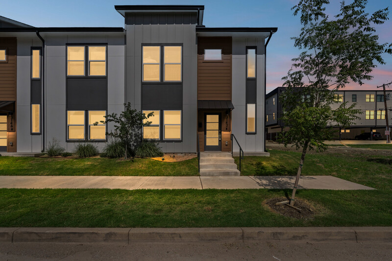 Fort Worth Townhome: 3150 Lubbock Avenue