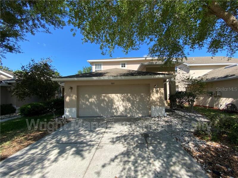 Land O' Lakes House: 7843 Foxgrove Drive