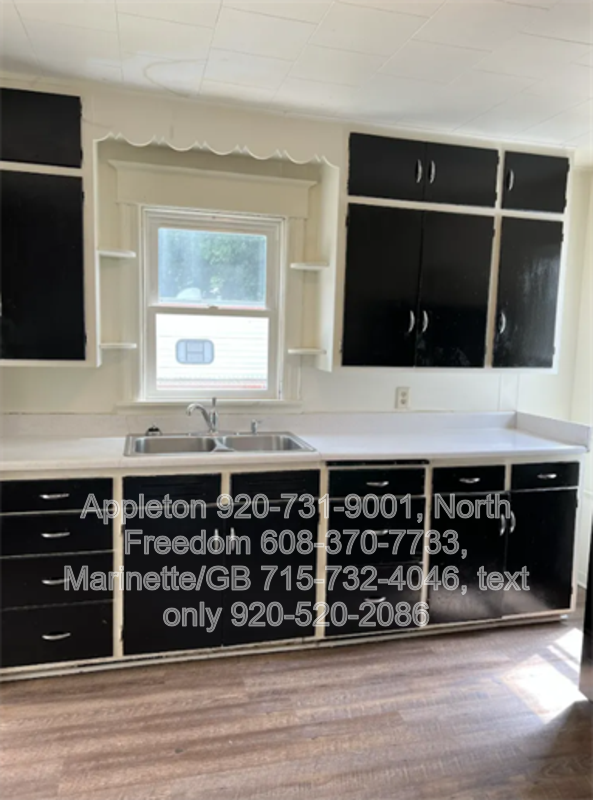 Manitowoc Condo: 1130 S. 25th St
