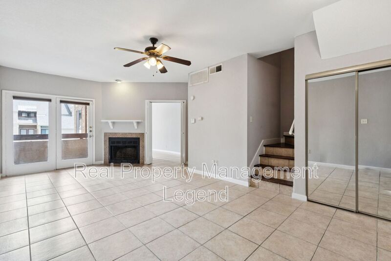 Dallas Condo: 5550 Spring Valley Road E25