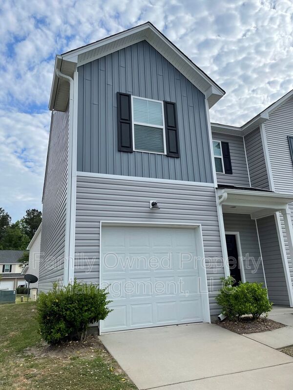 Goose Creek House: 540 Truman Drive