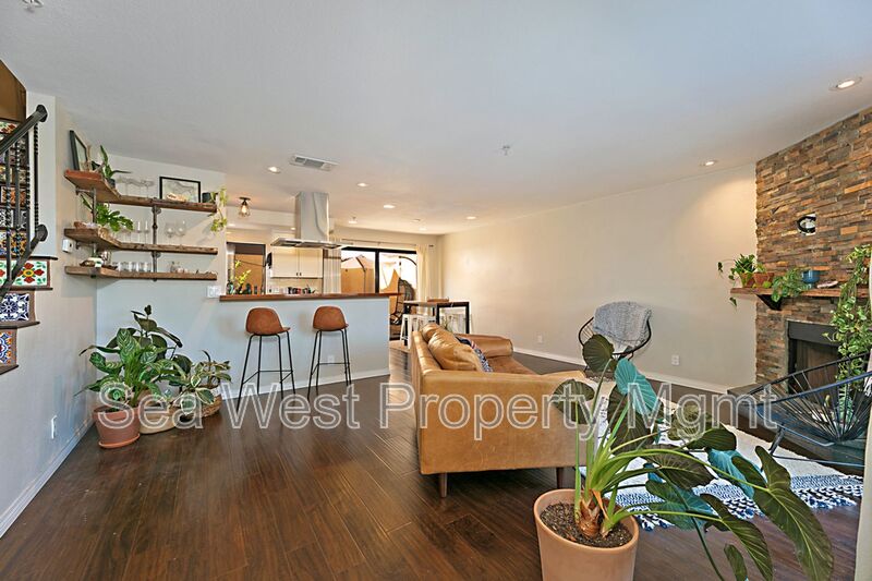 Encinitas Condo: 1680 Coast Hwy 101