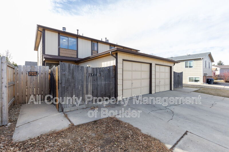 Longmont House: 1844 Lincoln Dr