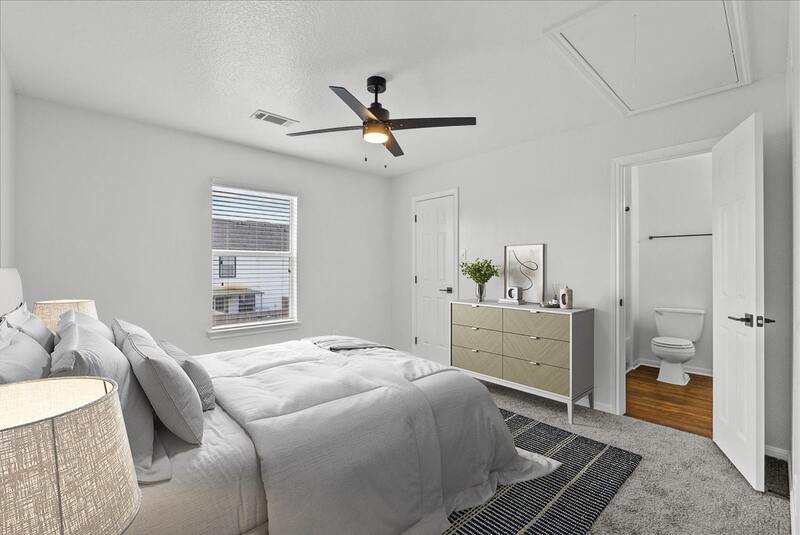 Dickinson Townhome: 5102 Akumal Calle