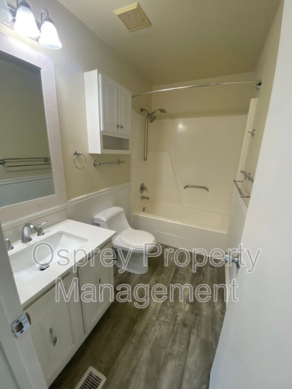 Beach Happy! Spacious Townhome