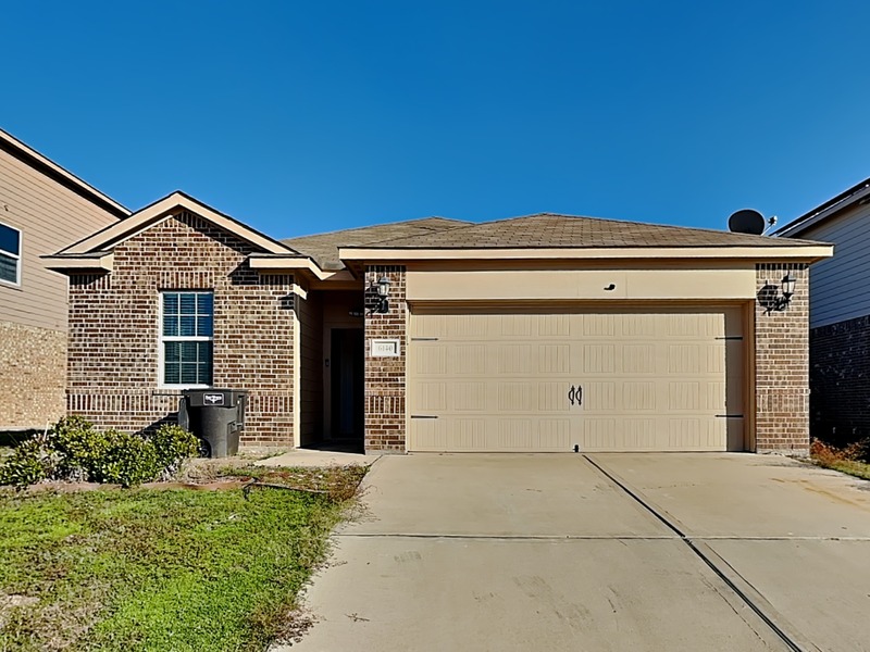Fort Worth House: 6140 Nathan Creek Dr