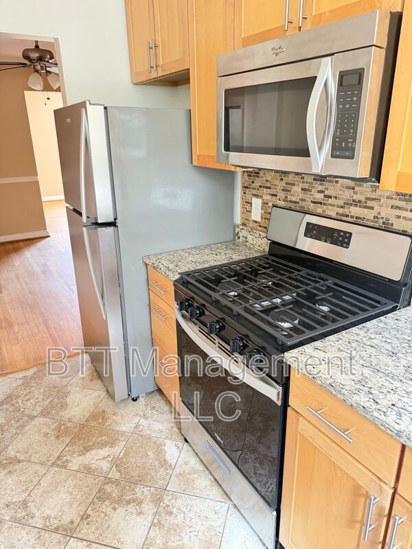 Silver Spring Condo: 8705 Plymouth St - 5