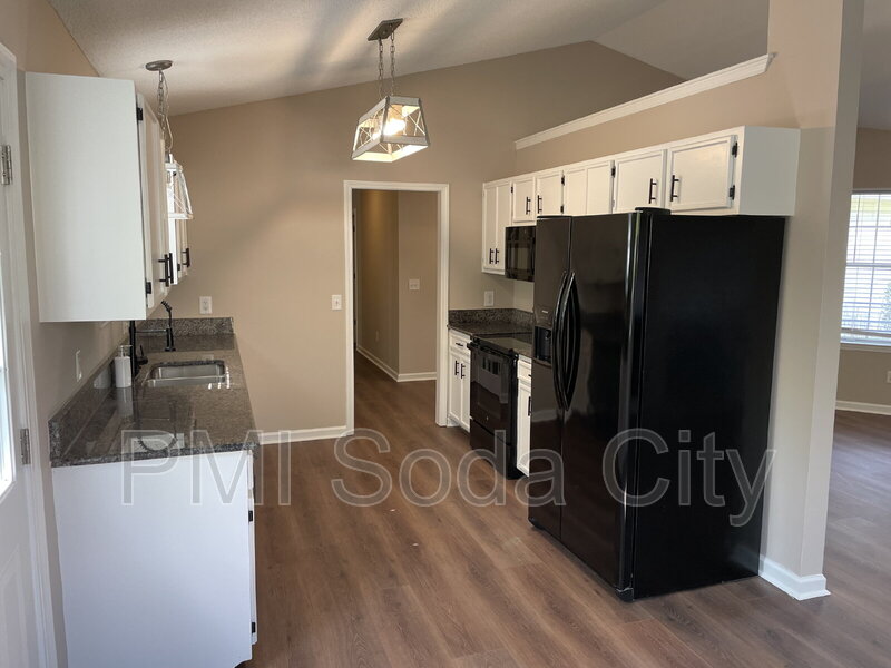 Irmo House: 103 Walnut Grove Circle