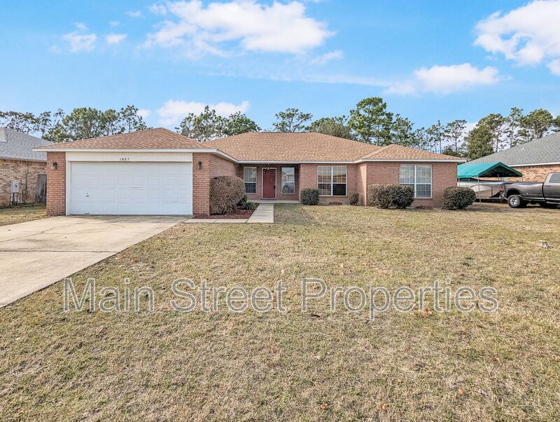 Pensacola House: 1057 Freeboard Boulevard
