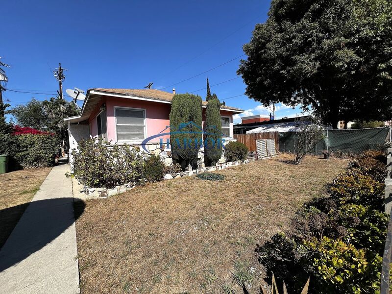 Inglewood Condo: 5009 W 101st St