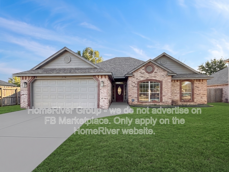 Collinsville House: 10736 E 120th St N