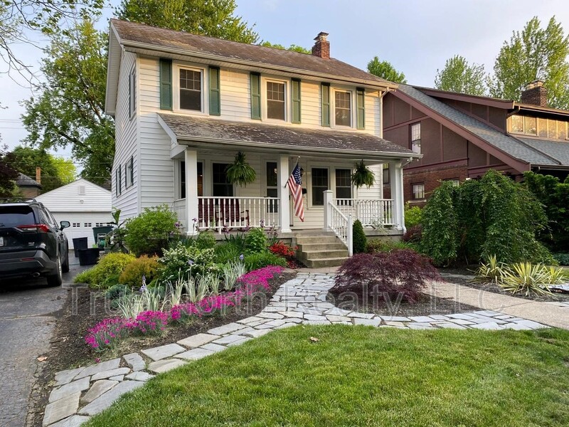 Columbus House: 43 Northridge Rd