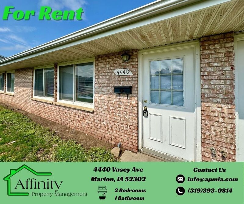 Marion Townhome: 4420-4490 Vasey Ave