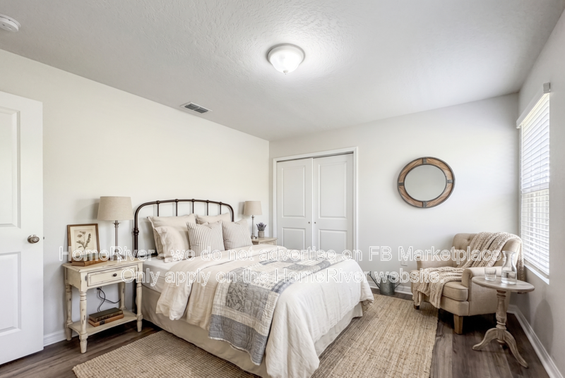 Jacksonville Condo: 7656 Mailes Ct
