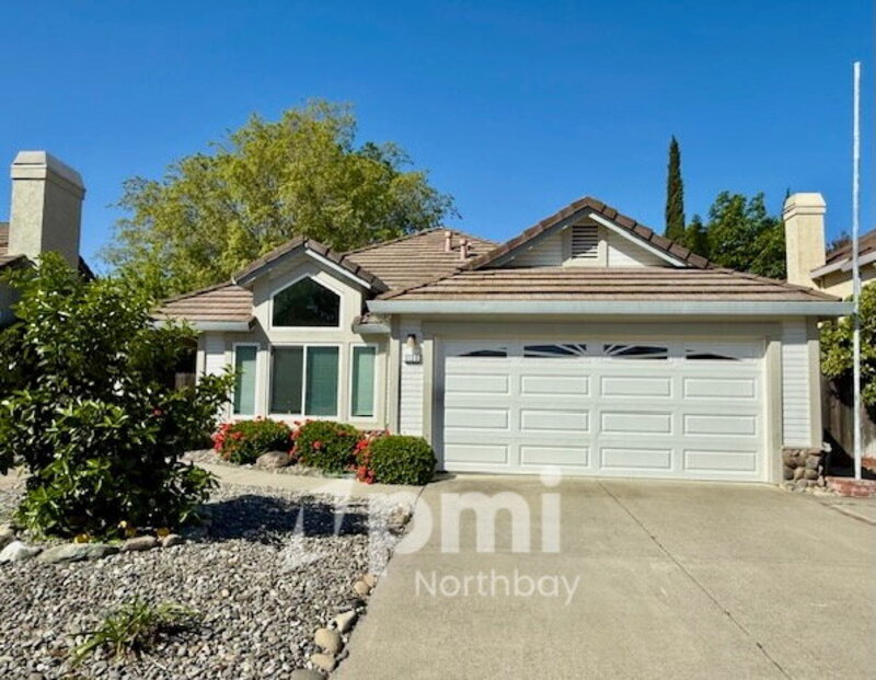 Vacaville House: 1126 Meadowlark Dr