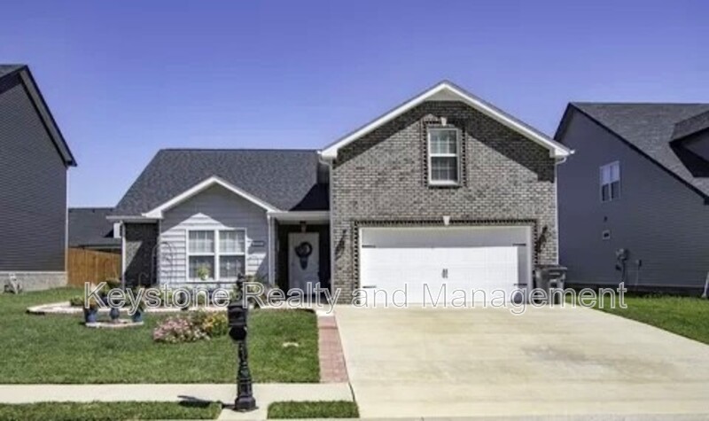 Clarksville House: 3753 Windmill Dr.