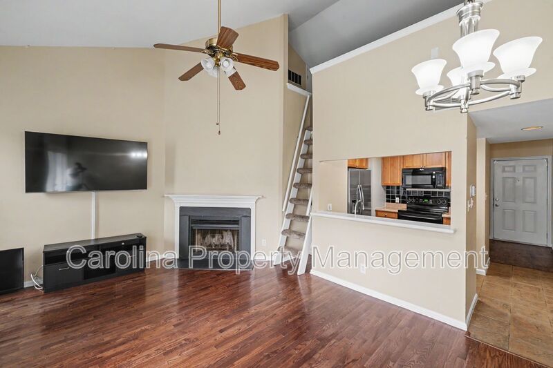 Charlotte House: 244 S Cedar St