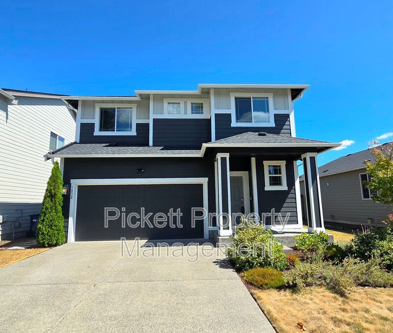 Bremerton House: 1032 Baker Heights Loop