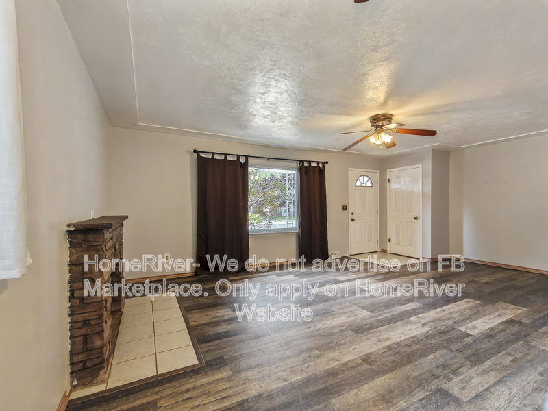 Spokane House: 5418 N Maple St