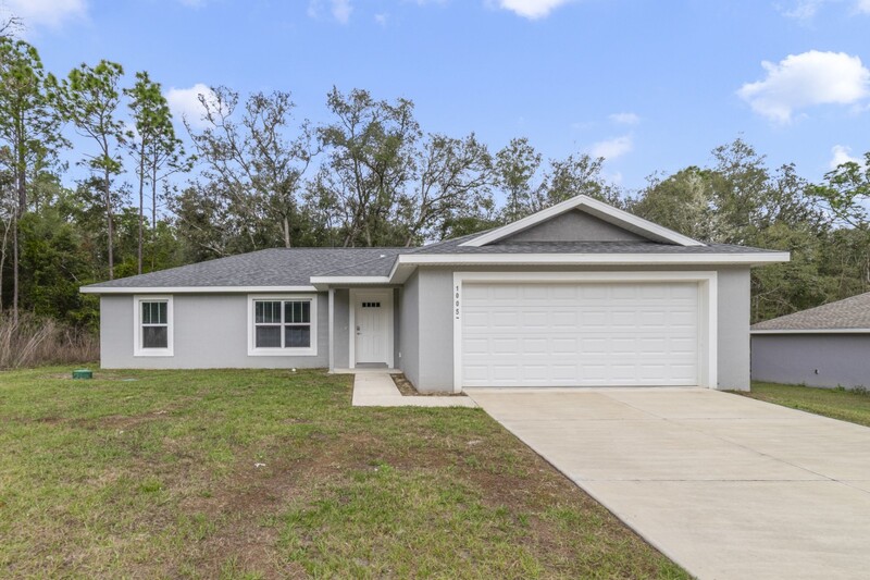 Citrus Springs House: 10057 N Athenia Dr