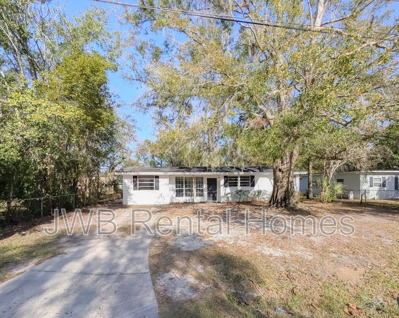 Jacksonville House: 4621 Suray Ave