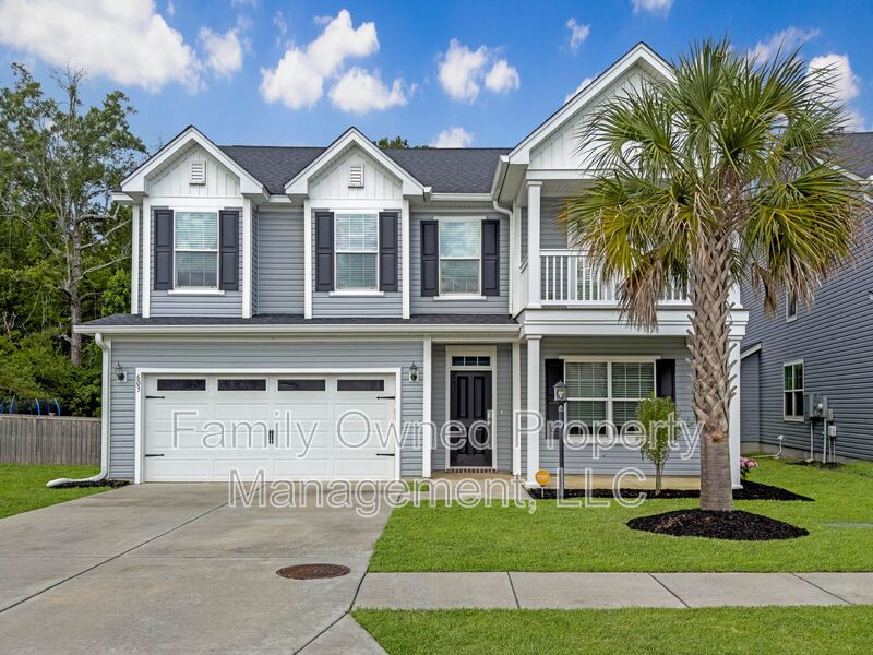 Moncks Corner House: 603 Pendleton Drive
