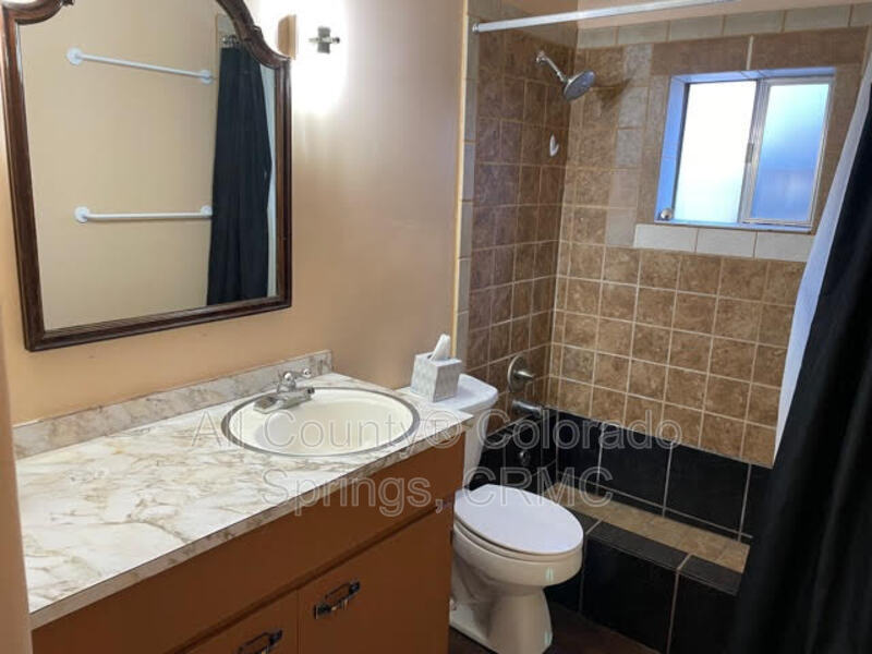 Main Rental Photo 12