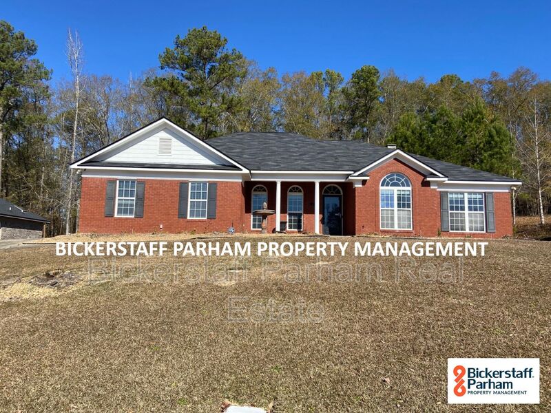 Columbus House: 6031 Broadstone Court