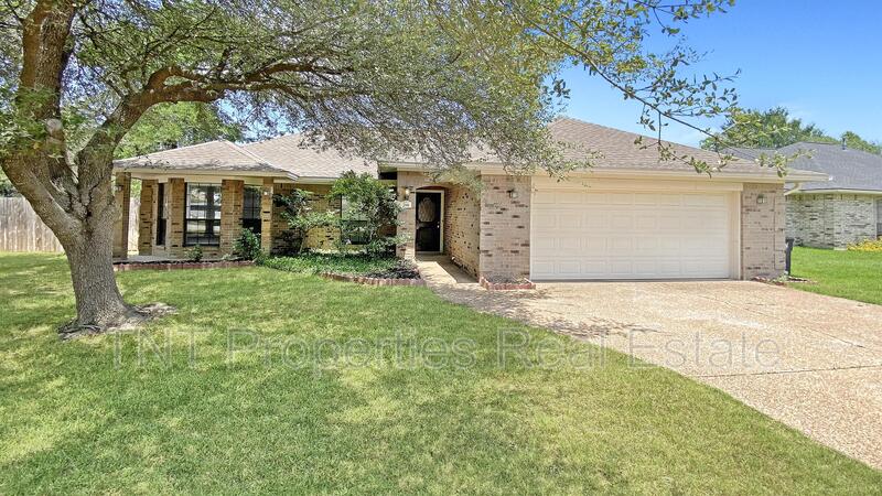 College Station House: 2901 Pueblo Court South