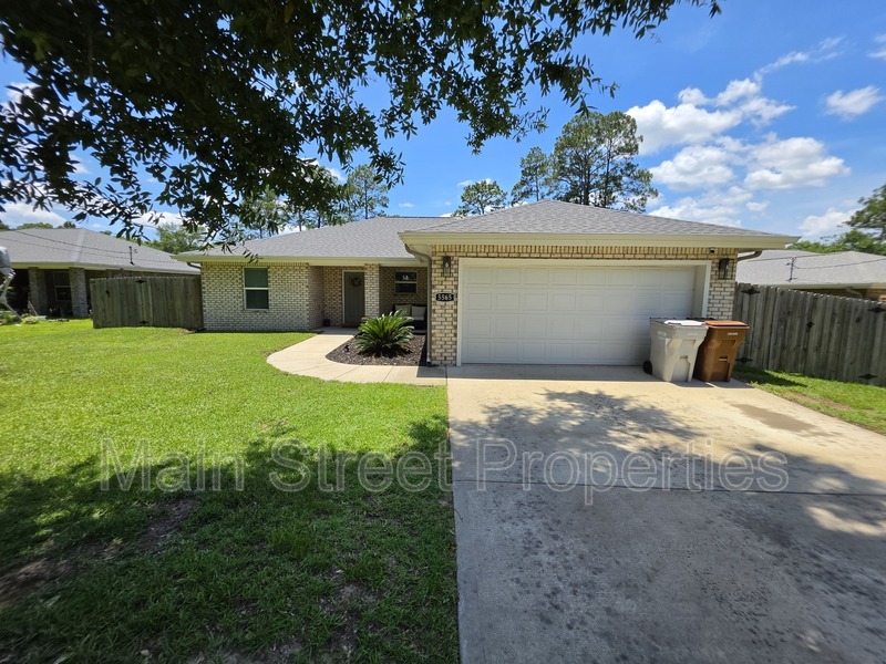 Milton House: 5565 Riviera Drive