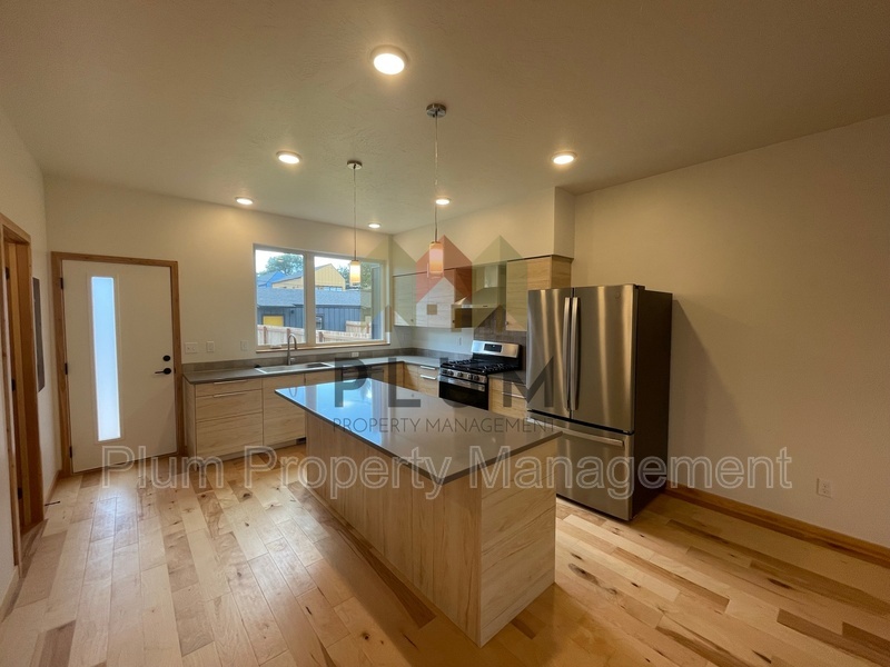 Missoula Townhome: 1855 S 3rd Street West