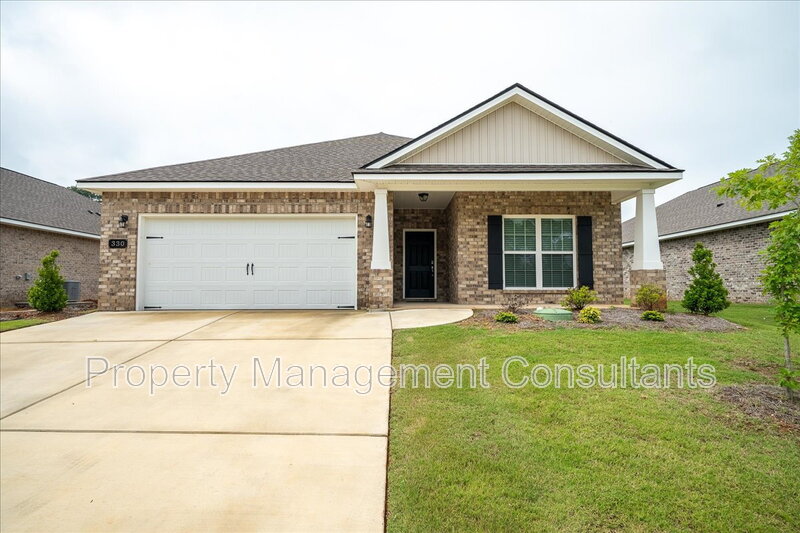 New Market House: 330 Creek Grove Avenue