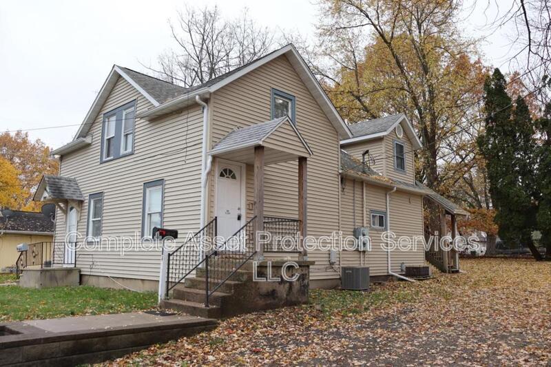 La Porte House: 412 Wabash St